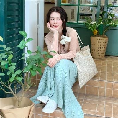 冰属性男子与酷酷女同事