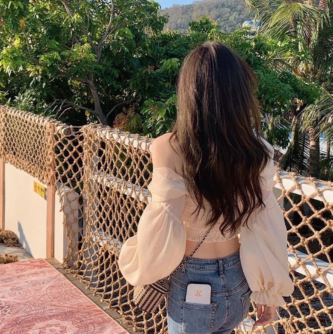 陆小姐！你前夫又来追你啦